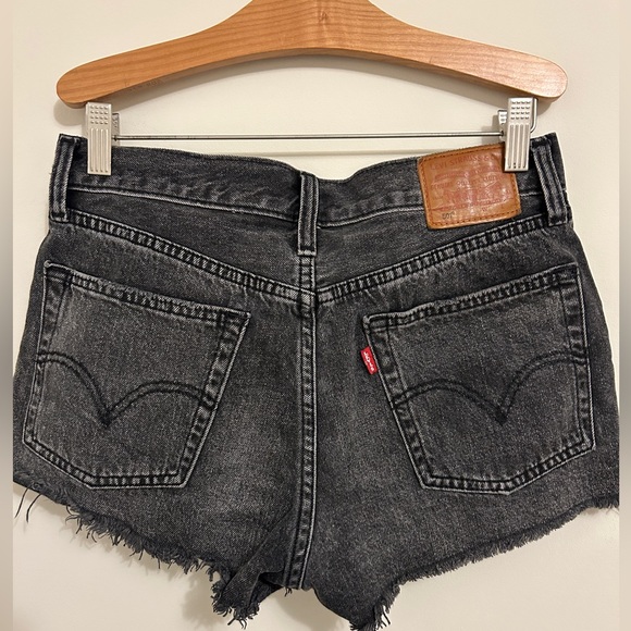 LEVI’S 501 Shorts - Picture 2 of 12